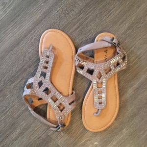 Vanity sandals